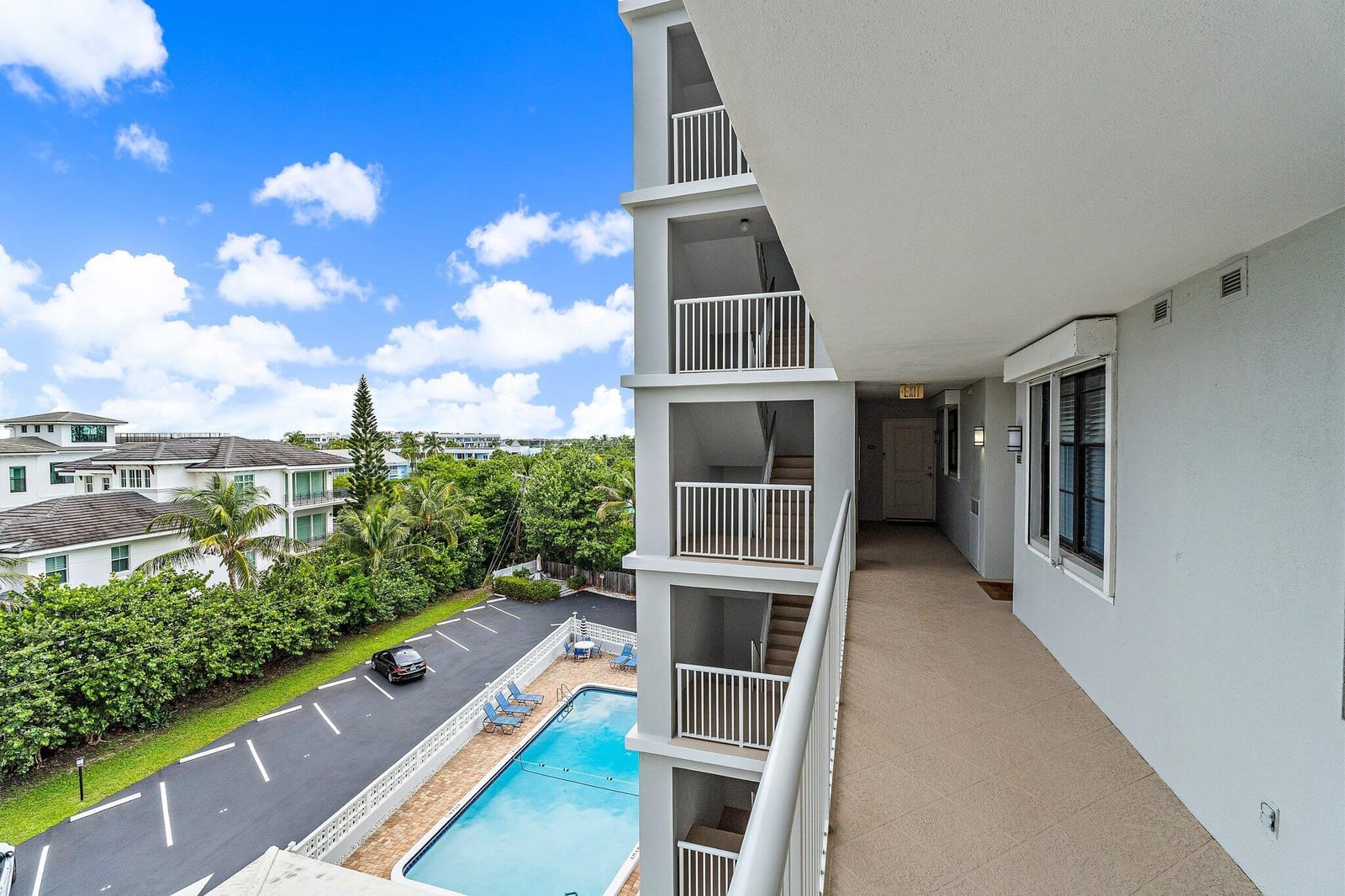 911 Ocean Drive 506 — photo 5