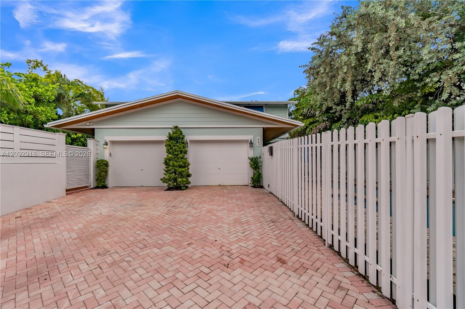 663 Ponce De Leon Drive 2, Fort Lauderdale, FL 33316 photo 2