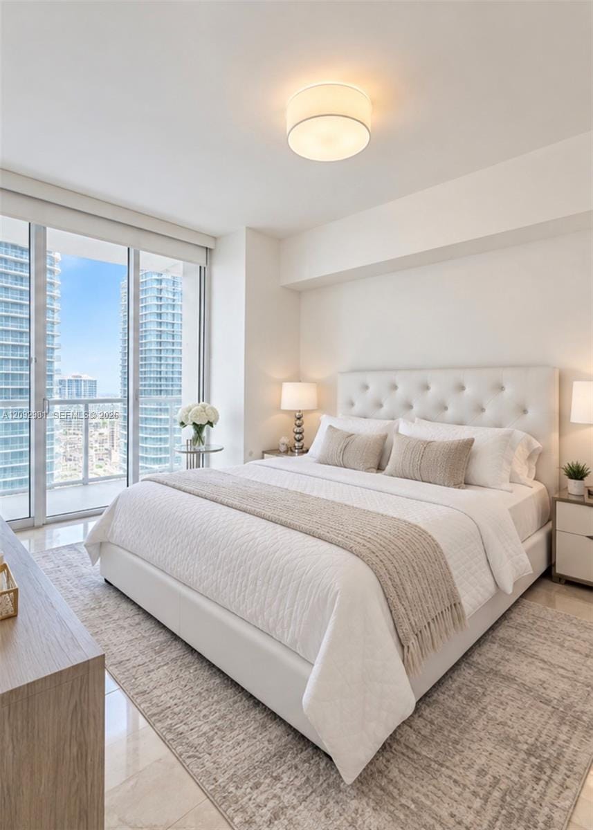 475 Brickell Avenue 3512, Miami, FL 33131 photo 2