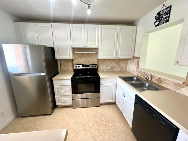 9431 BOCA COVE Circle 1016, Boca Raton, FL 33428