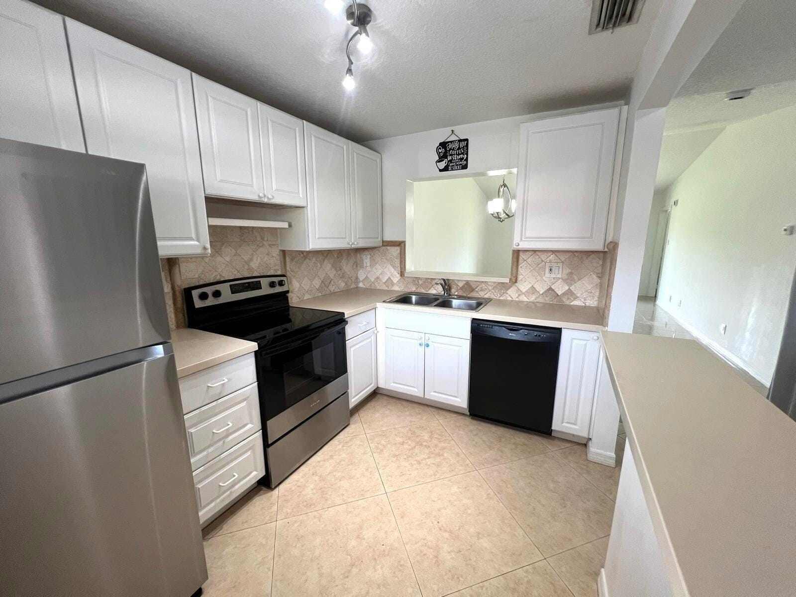 9431 BOCA COVE Circle 1016 — photo 4