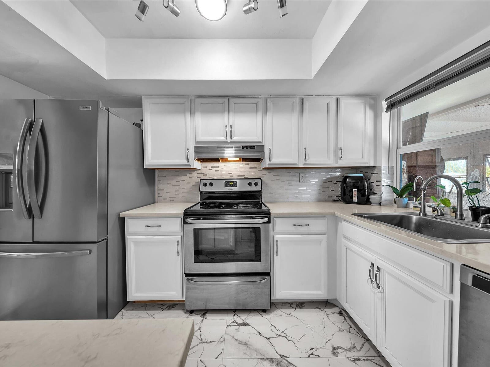 6851 SW 7th Place — photo 12