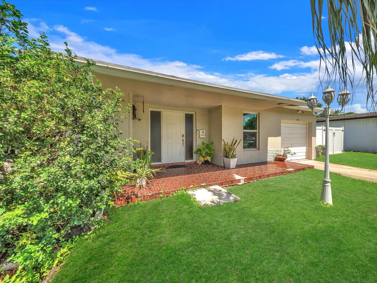 6851 SW 7th Place — photo 5