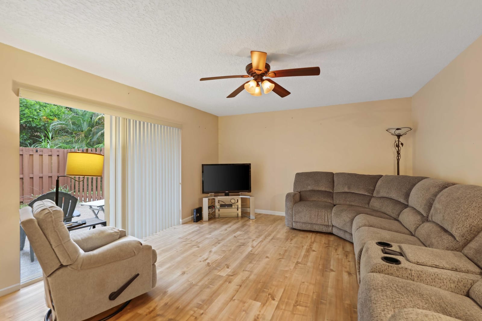 825 CENTER Street 39D, Jupiter, FL 33458 photo 7
