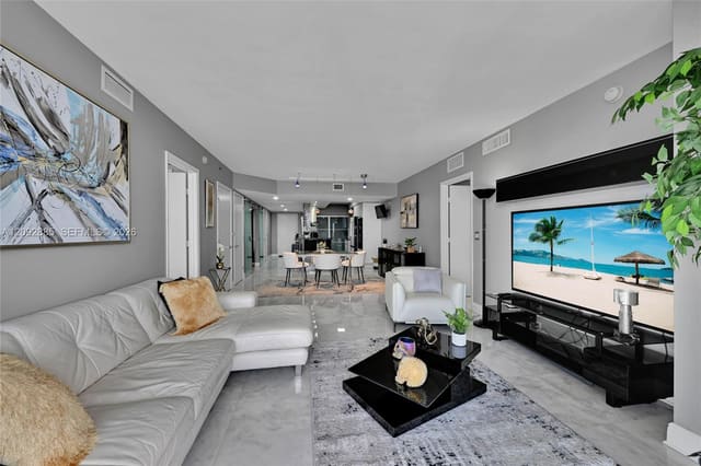 1800 S Ocean Drive 1408, Hallandale Beach, FL 33009