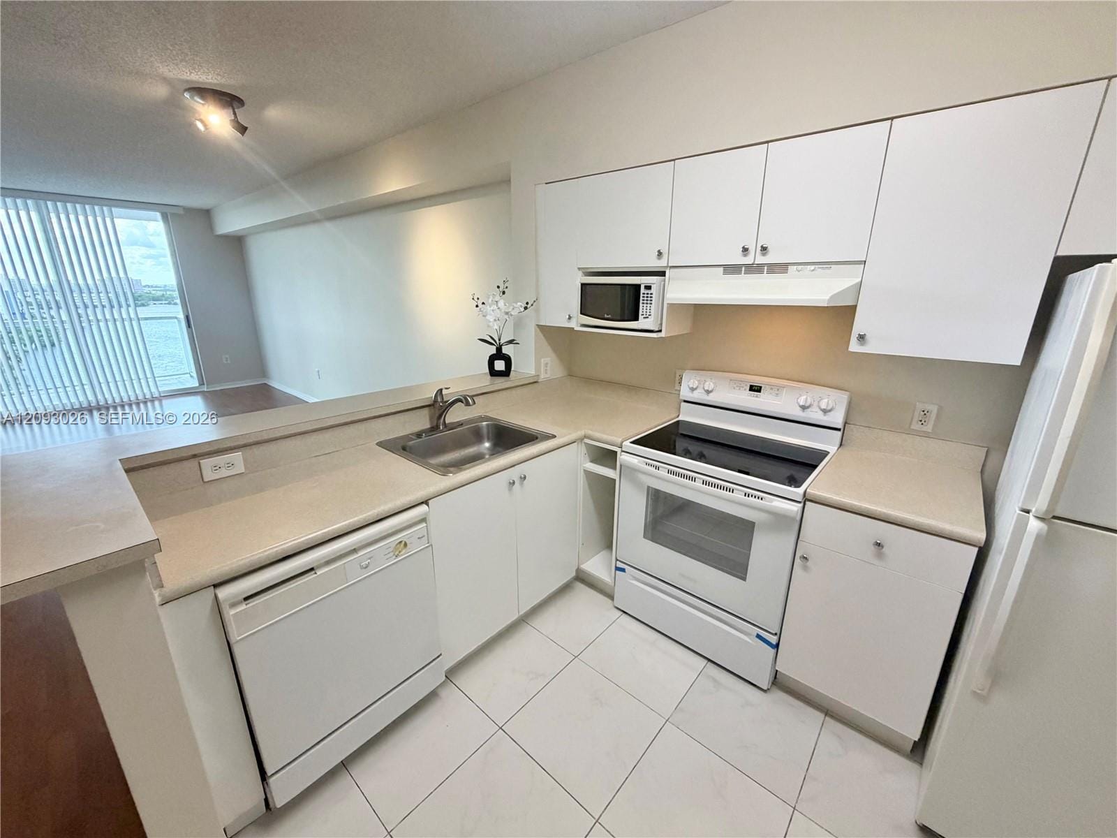 5099 NW 7th Street TS-03, Miami, FL 33126 photo 14