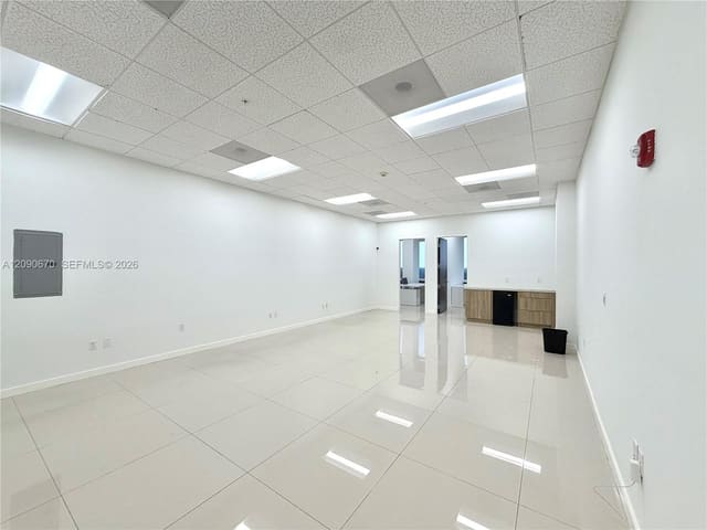 20200 W Dixie Highway 1201, Miami, FL 33180