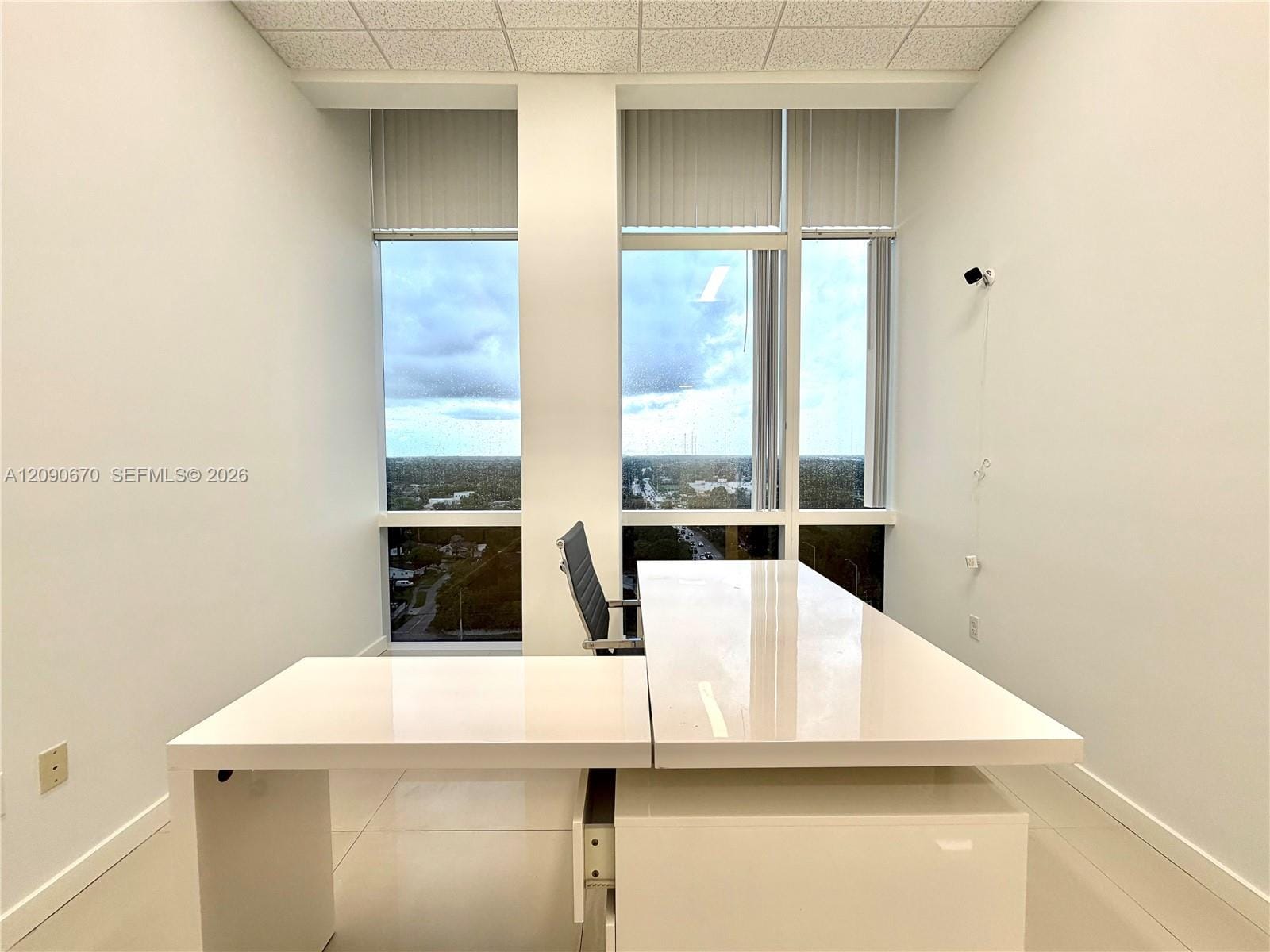 20200 W Dixie Highway 1201, Miami, FL 33180 photo 13