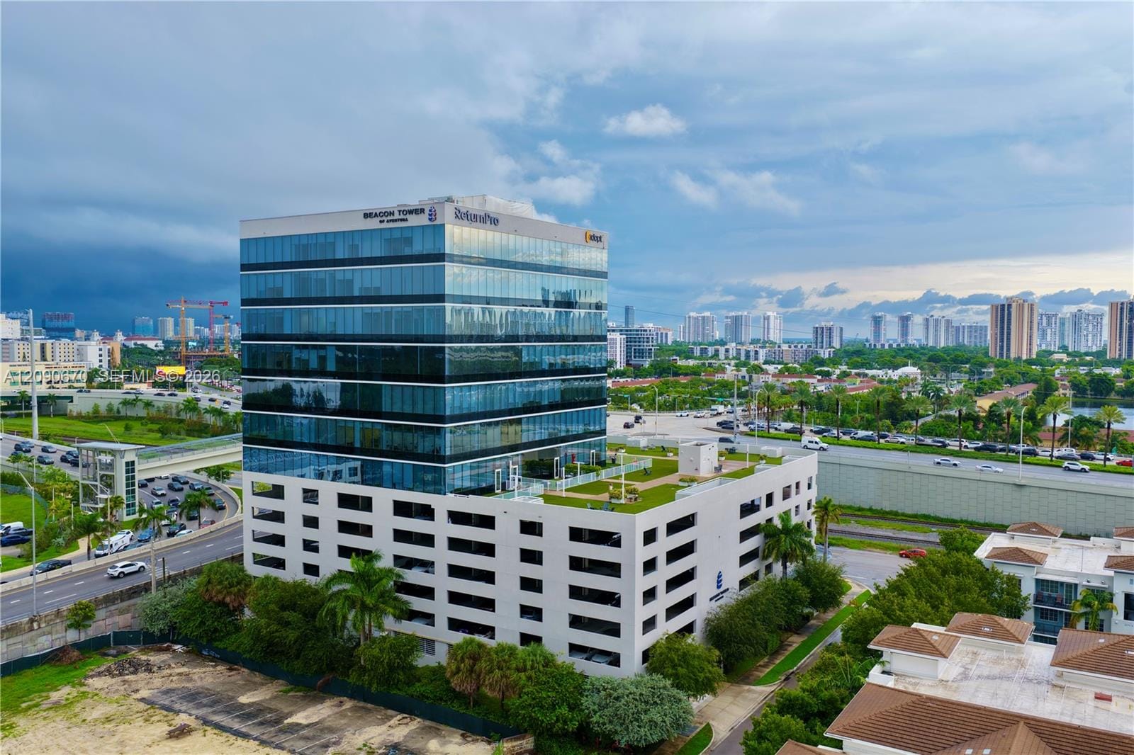 20200 W Dixie Highway 1201, Miami, FL 33180 photo 20