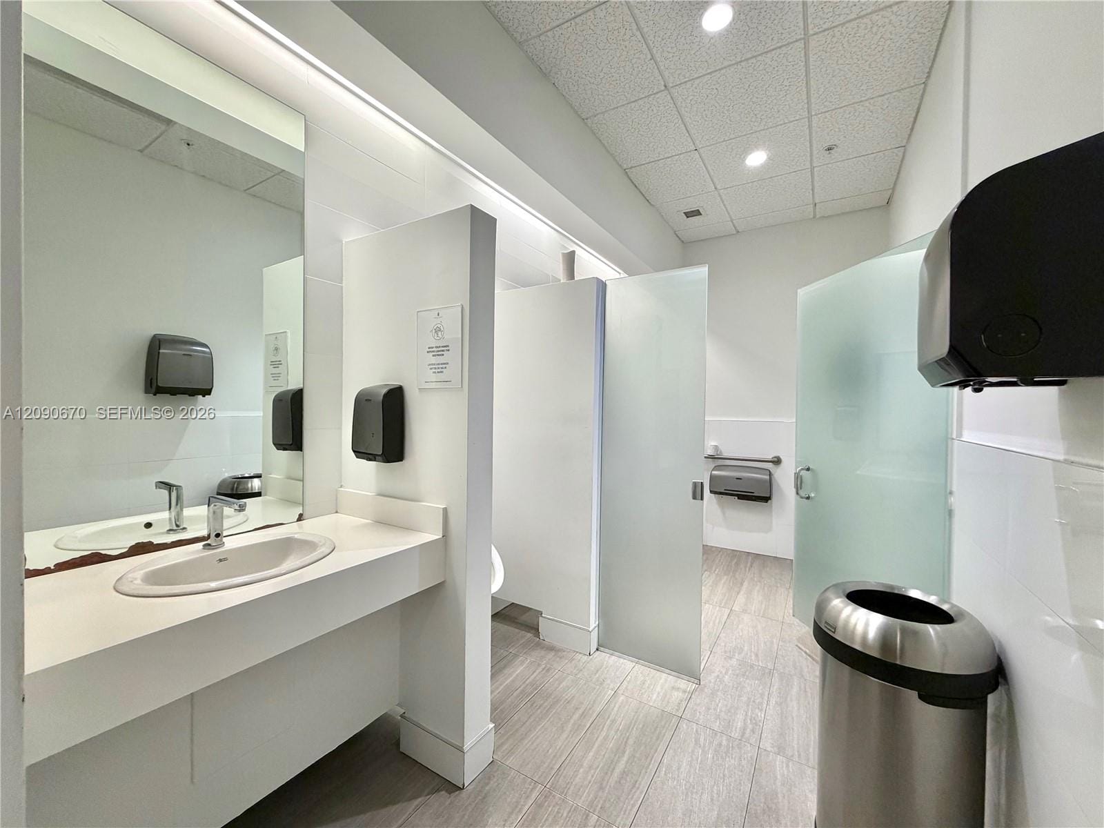 20200 W Dixie Highway 1201, Miami, FL 33180 photo 24