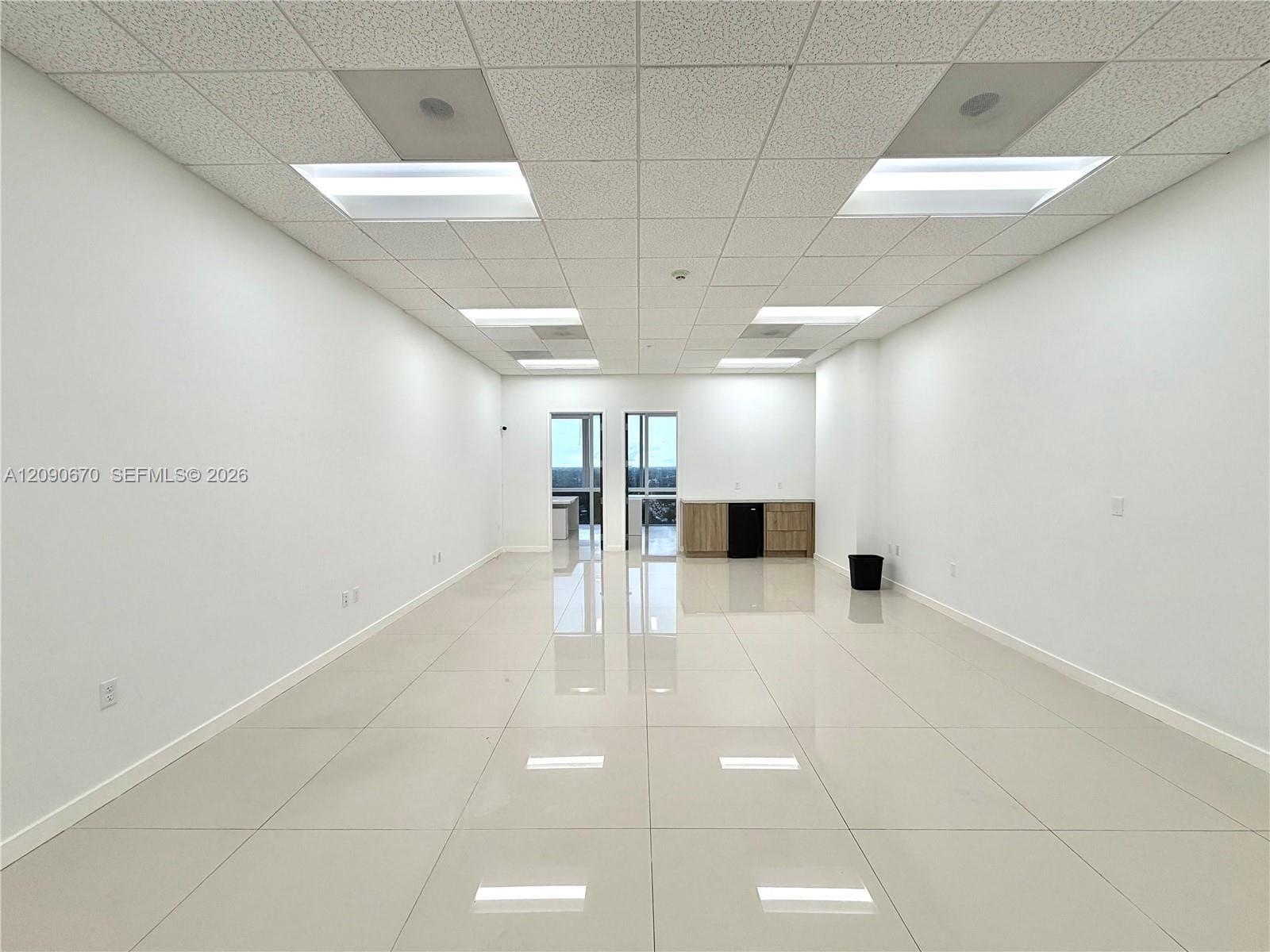 20200 W Dixie Highway 1201 — photo 4