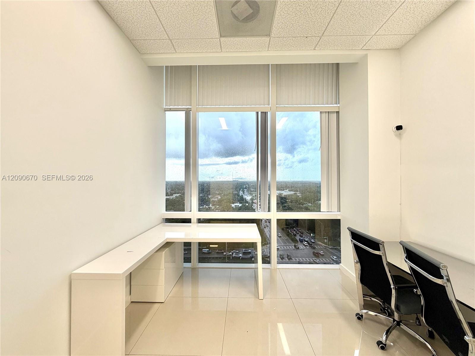 20200 W Dixie Highway 1201 — photo 10