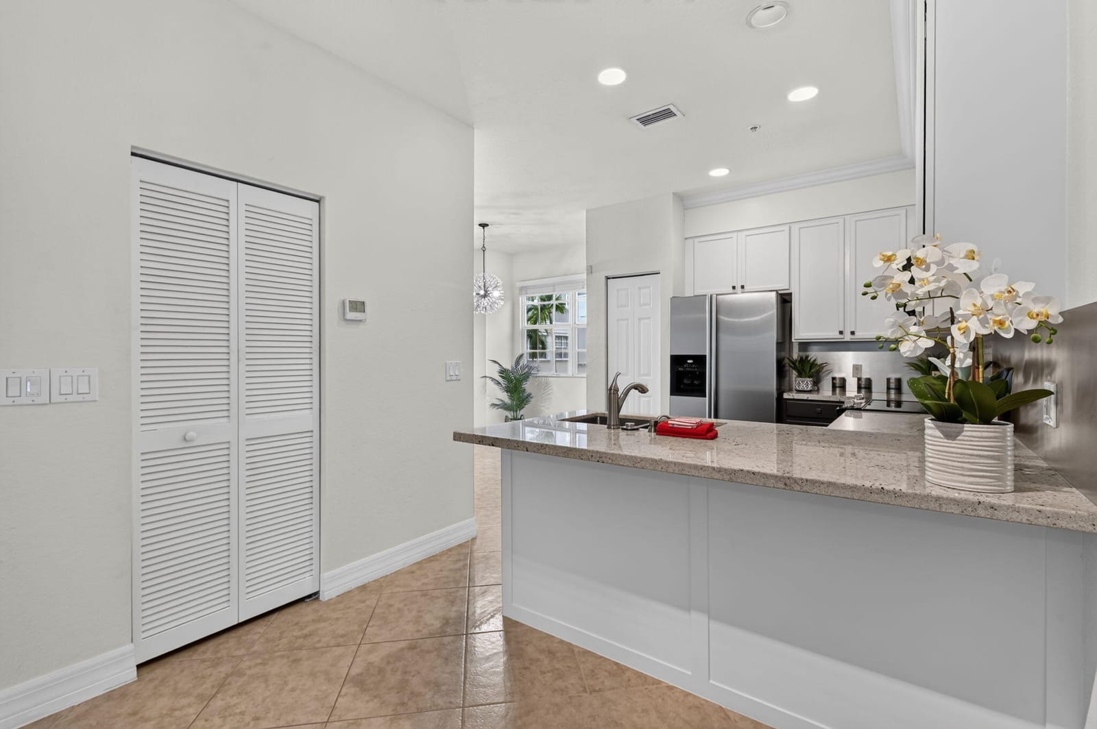 290 NE 5TH Avenue 4 — photo 3