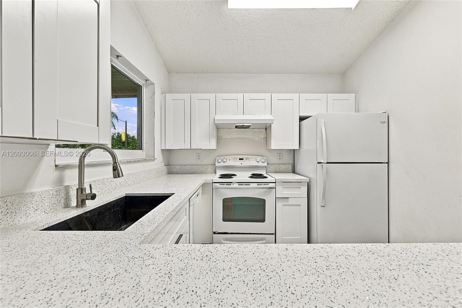 1301 SE 5th Court, Dania Beach, FL 33004 photo 20