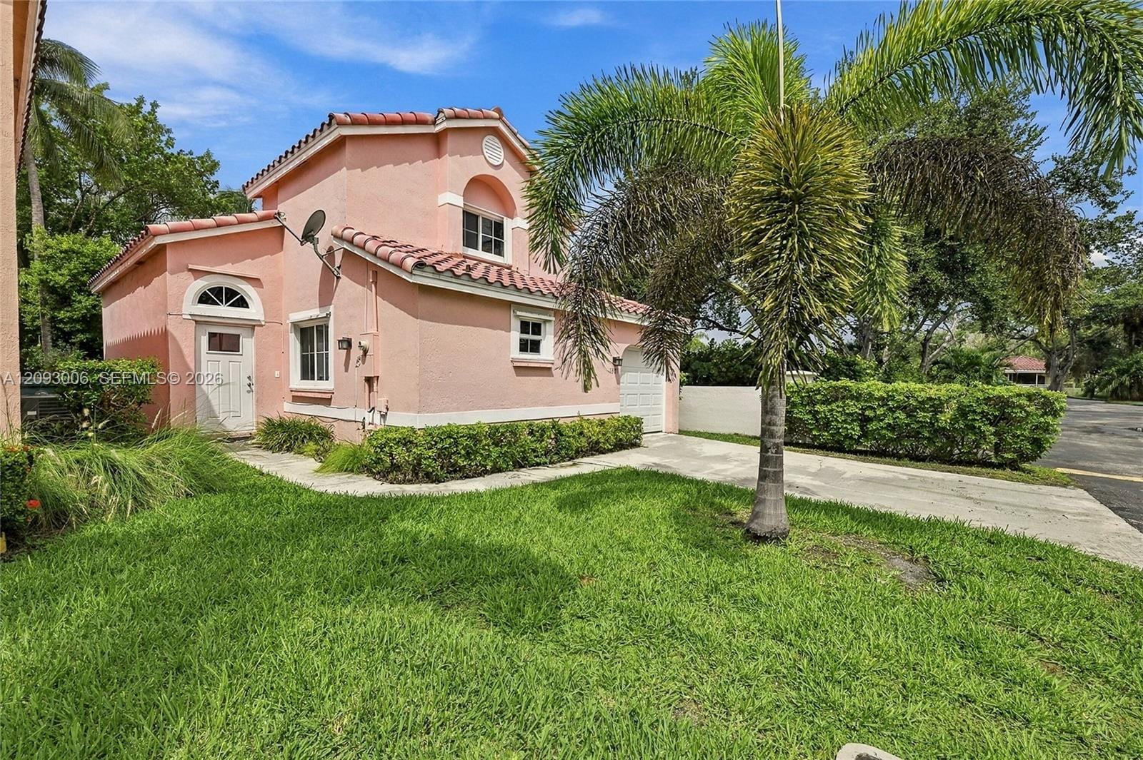 1301 SE 5th Court, Dania Beach, FL 33004 photo 4