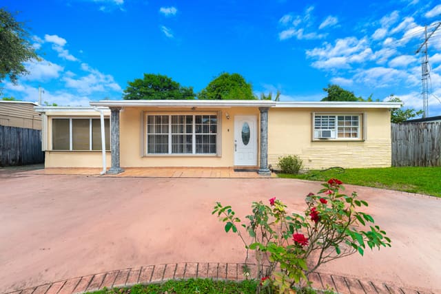 6635 Hope Street, Hollywood, FL 33024