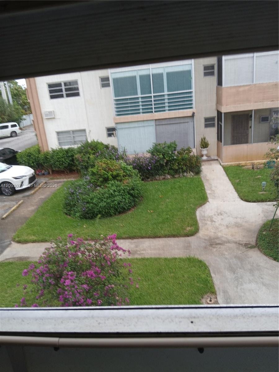 17001 NE 13th Avenue 203 — photo 1