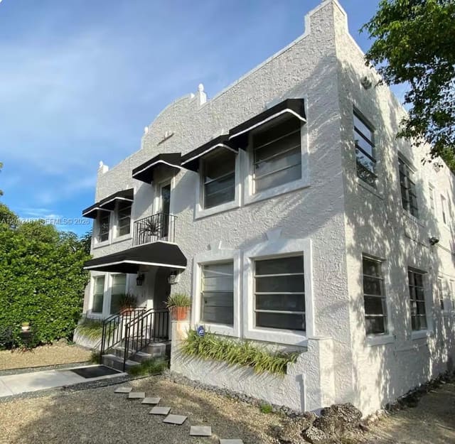 1661 SW 13th Street 3, Miami, FL 33145