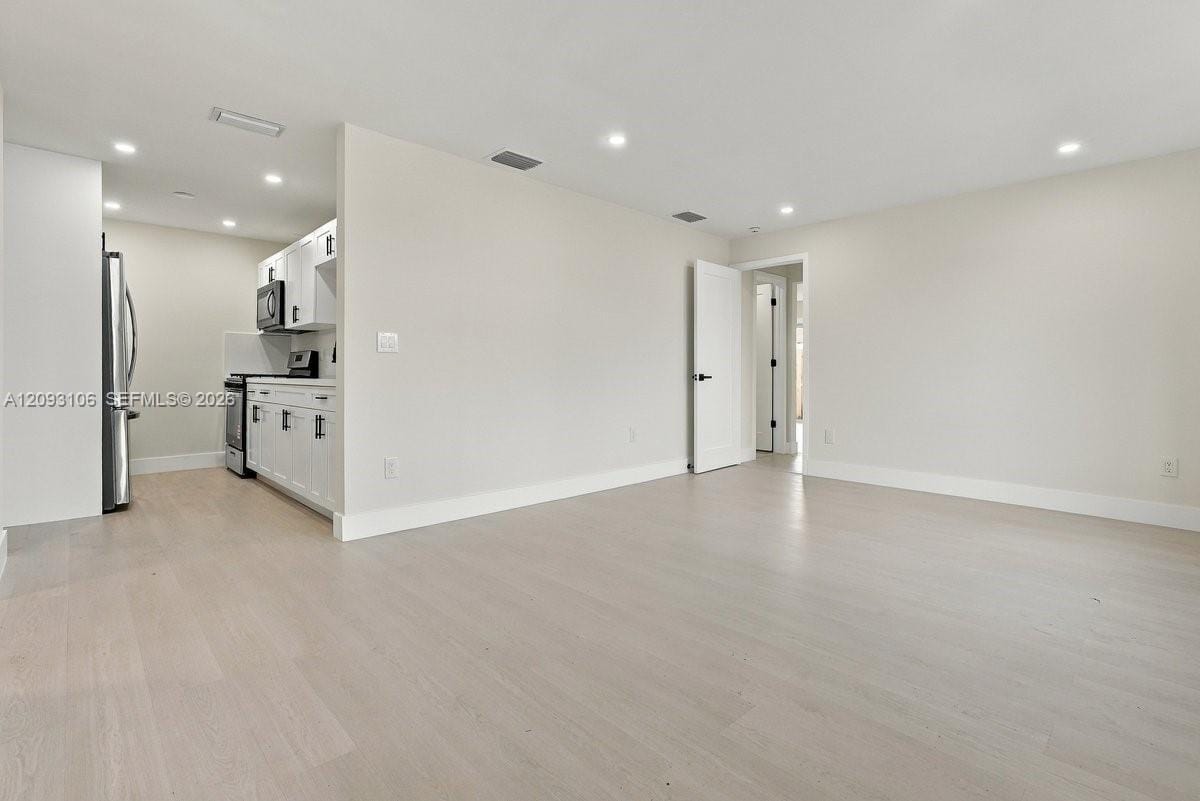 18814 NW 46th Avenue — photo 2