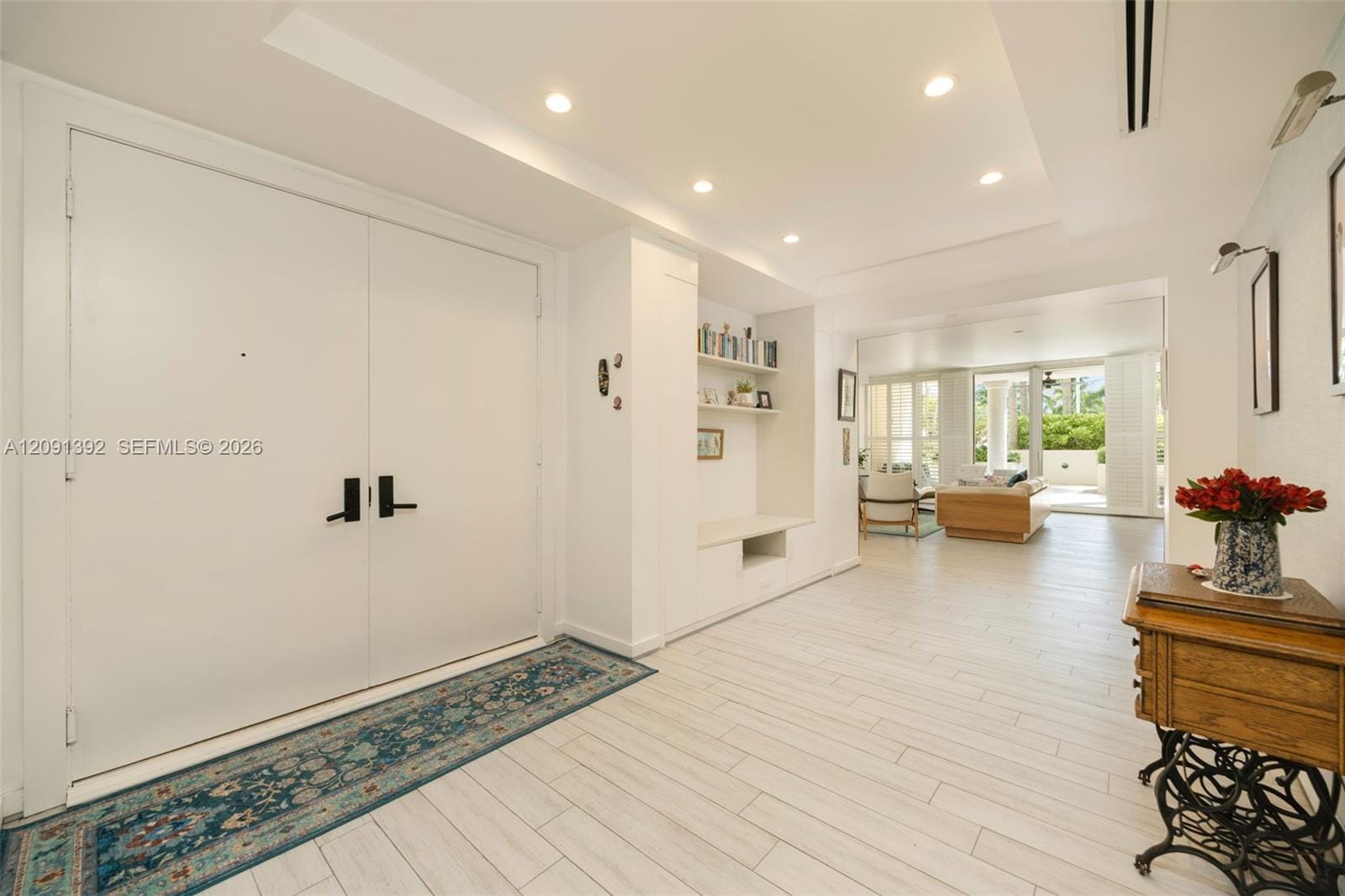 445 Grand Bay Drive 104, Key Biscayne, FL 33149 photo 2