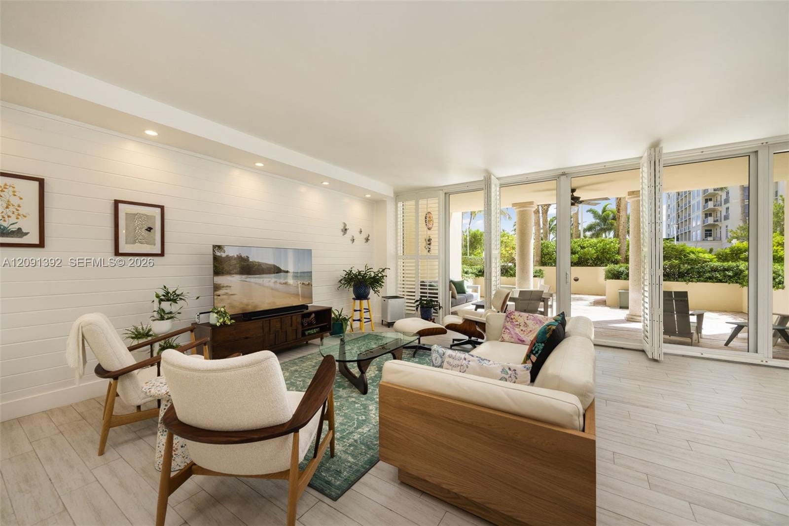 445 Grand Bay Drive 104, Key Biscayne, FL 33149 photo 4