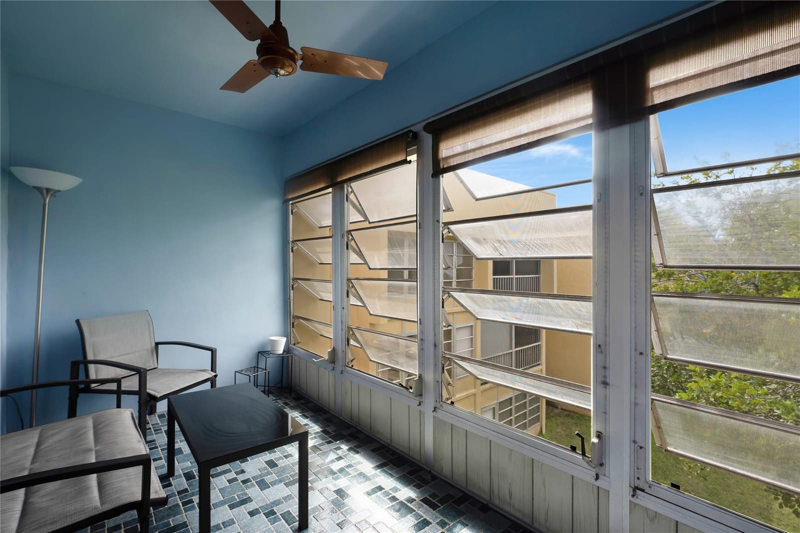 6091 NW 61ST Avenue 307, Tamarac, FL 33319 photo 14