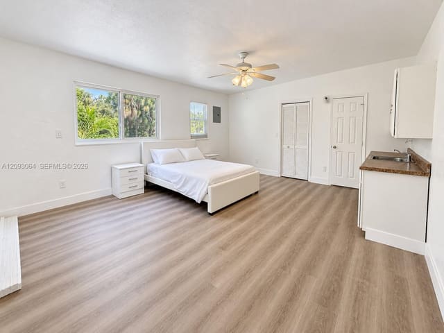 119 NW 43rd Court 4B, Oakland Park, FL 33309