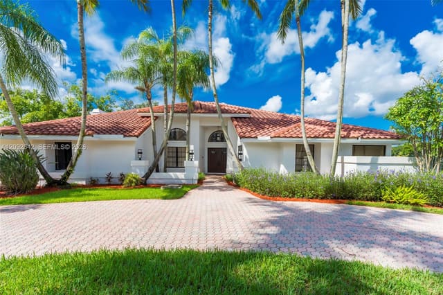 1201 Bristol Avenue, Davie, FL 33325
