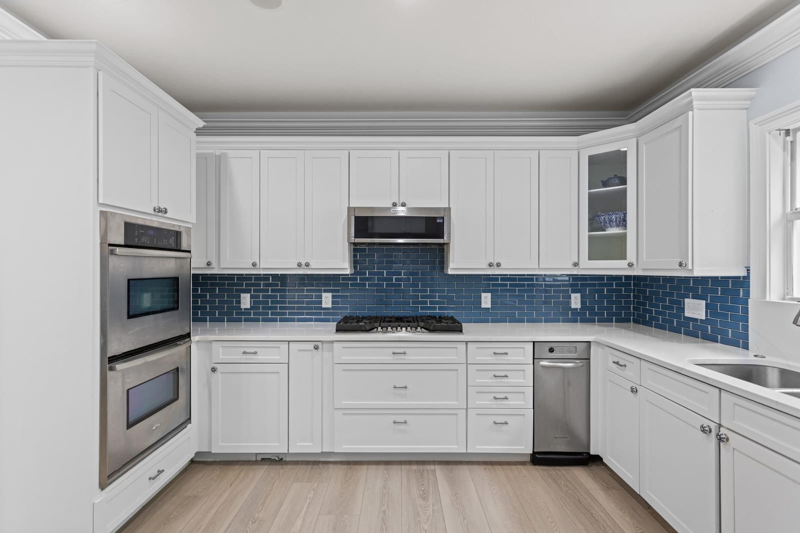360 Gregory Road — photo 4