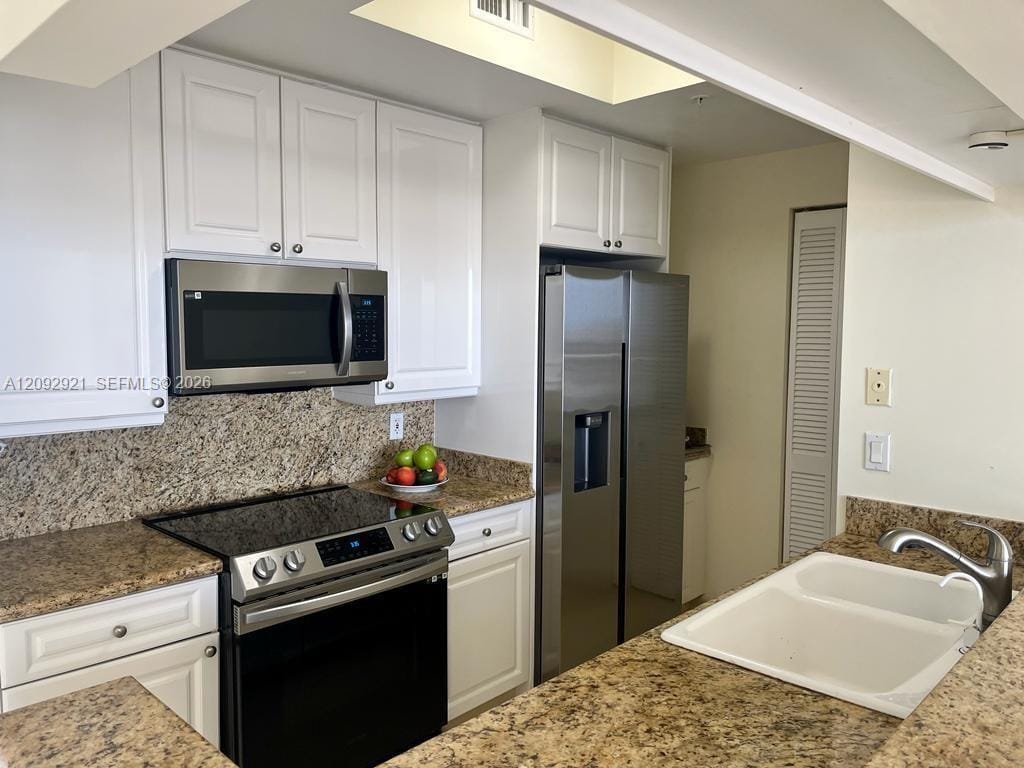 848 Brickell Key Drive 2303, Miami, FL 33131 photo 15