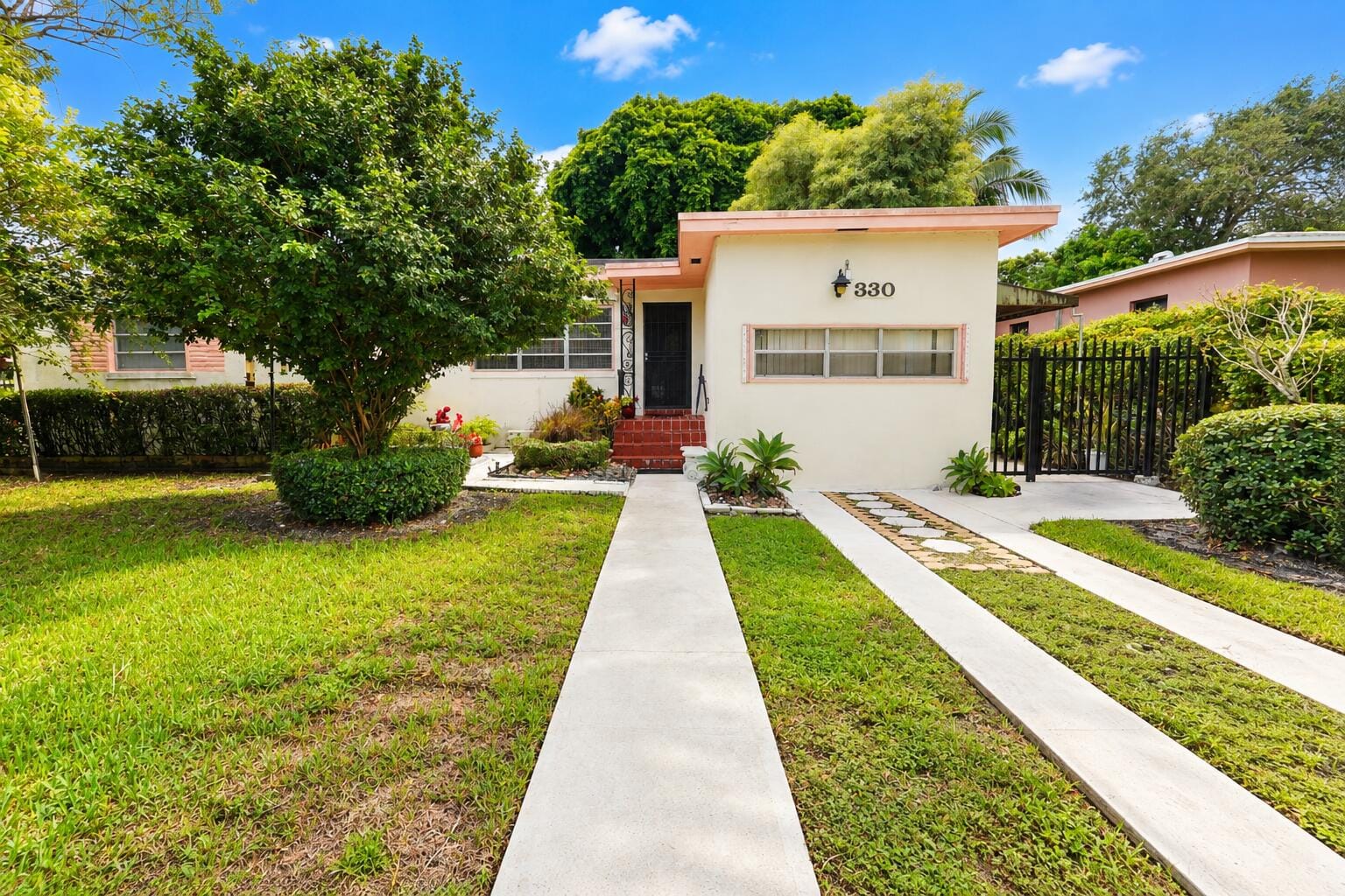 330 NW 144TH Street, Miami, FL 33168 photo 2