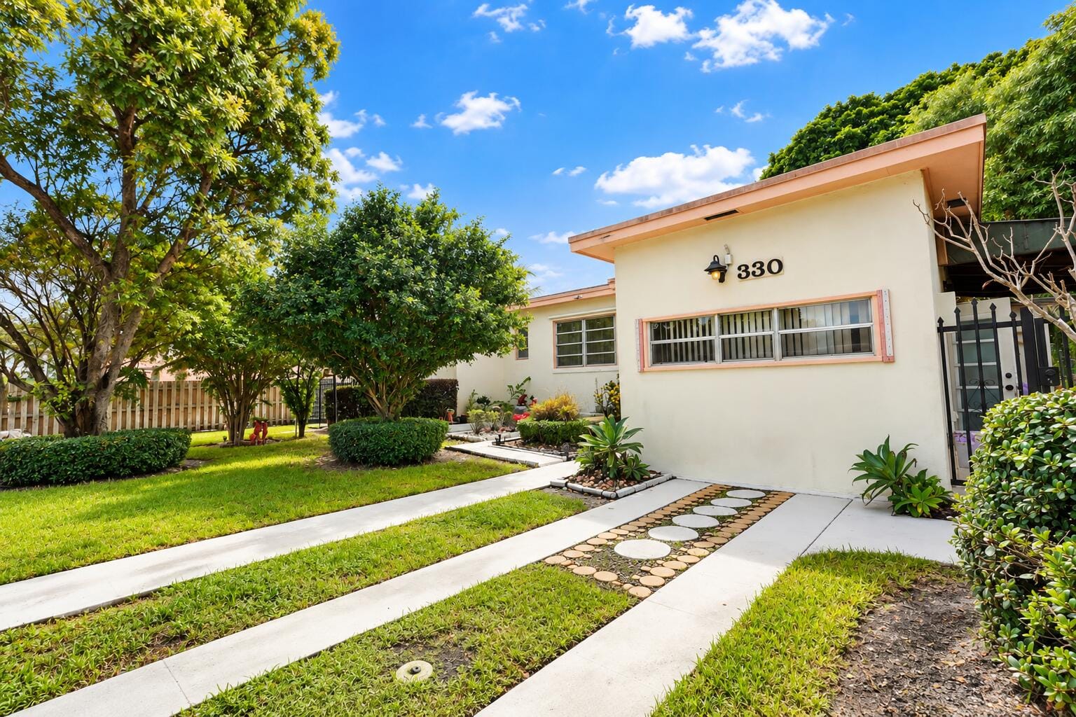 330 NW 144TH Street, Miami, FL 33168 photo 3