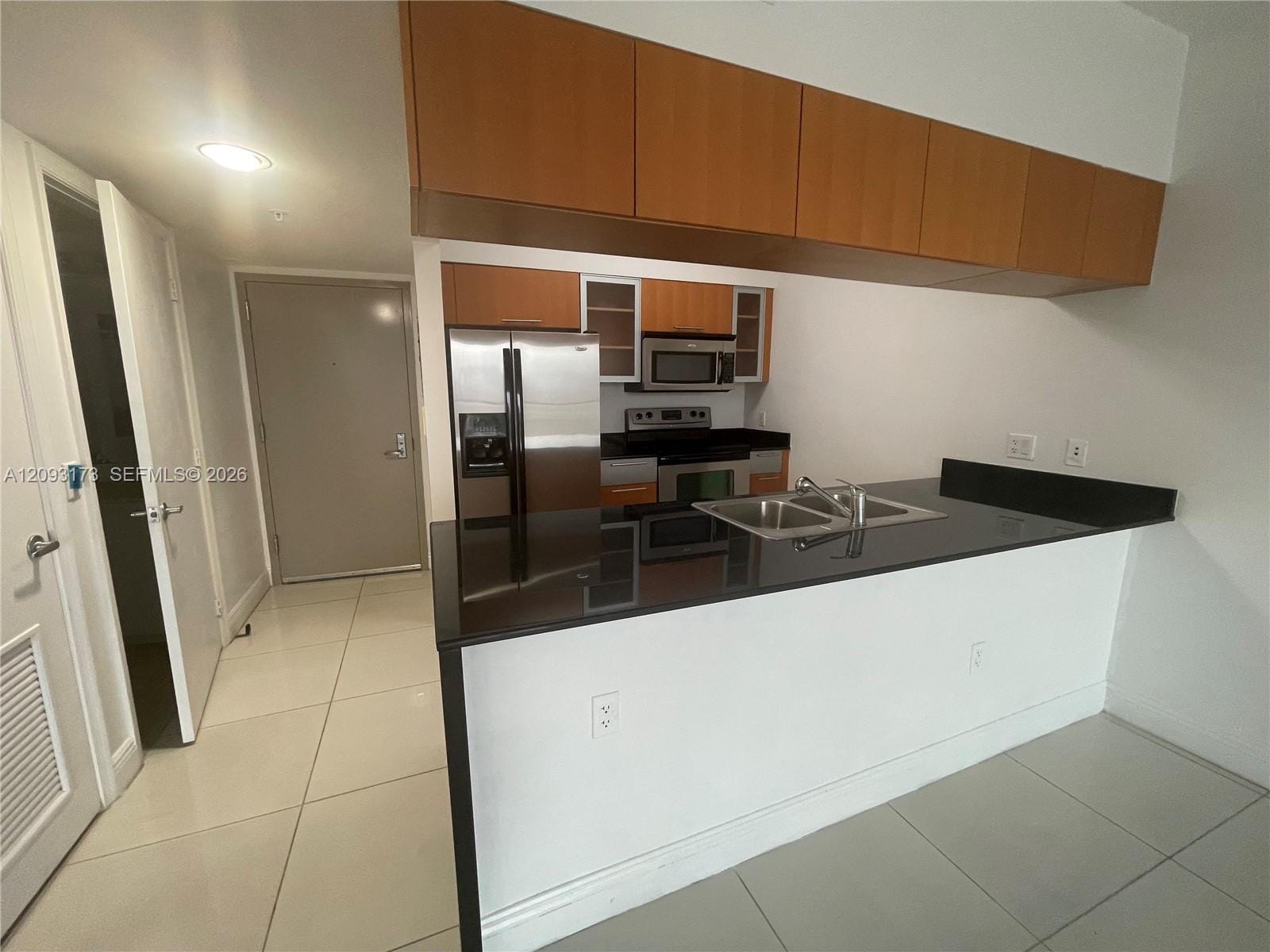 1750 N Bayshore Drive 2810, Miami, FL 33132 photo 16