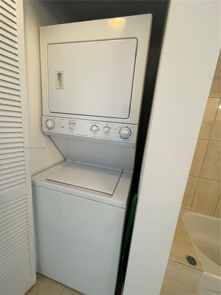 1750 N Bayshore Drive 2810, Miami, FL 33132 photo 28