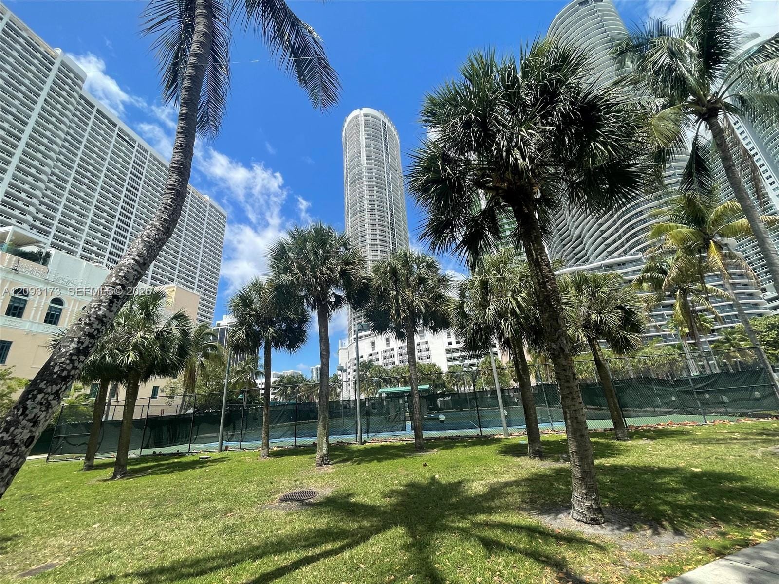 1750 N Bayshore Drive 2810, Miami, FL 33132 photo 5