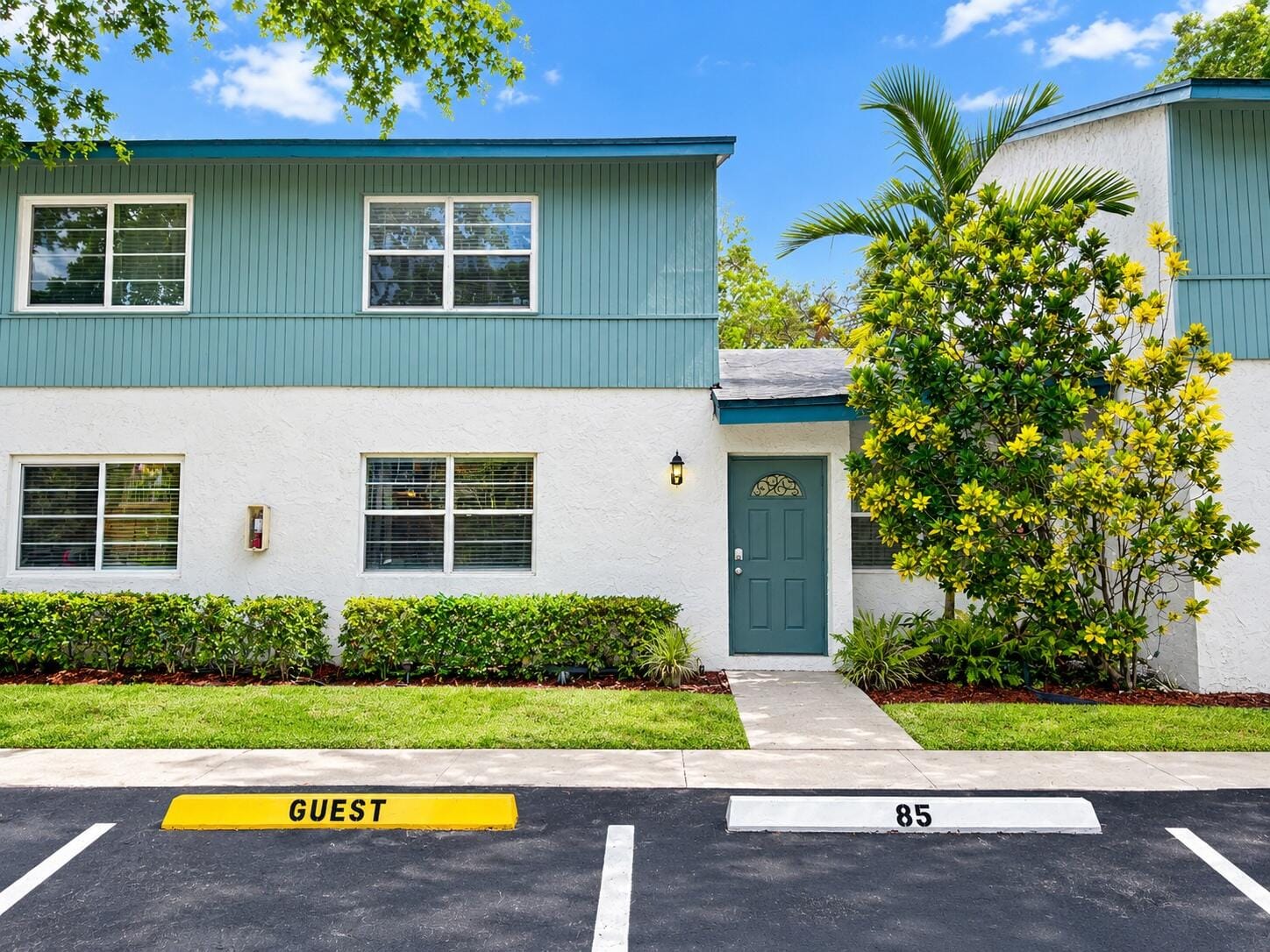 7385 W Sunrise Boulevard — photo 1