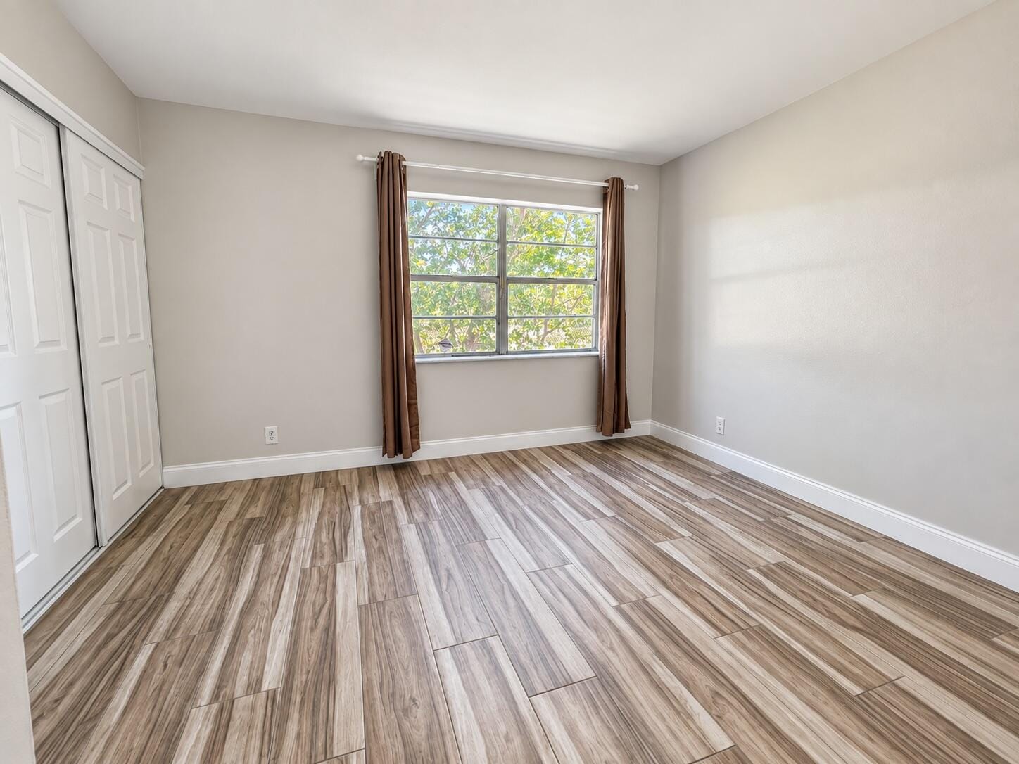 7385 W Sunrise Boulevard — photo 4