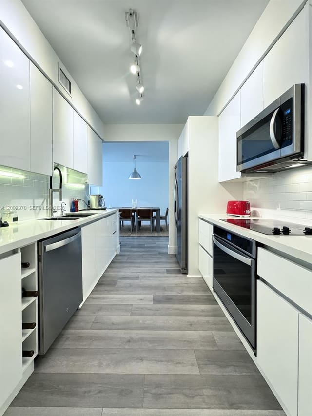 350 SE 2nd Street 680, Fort Lauderdale, FL 33301