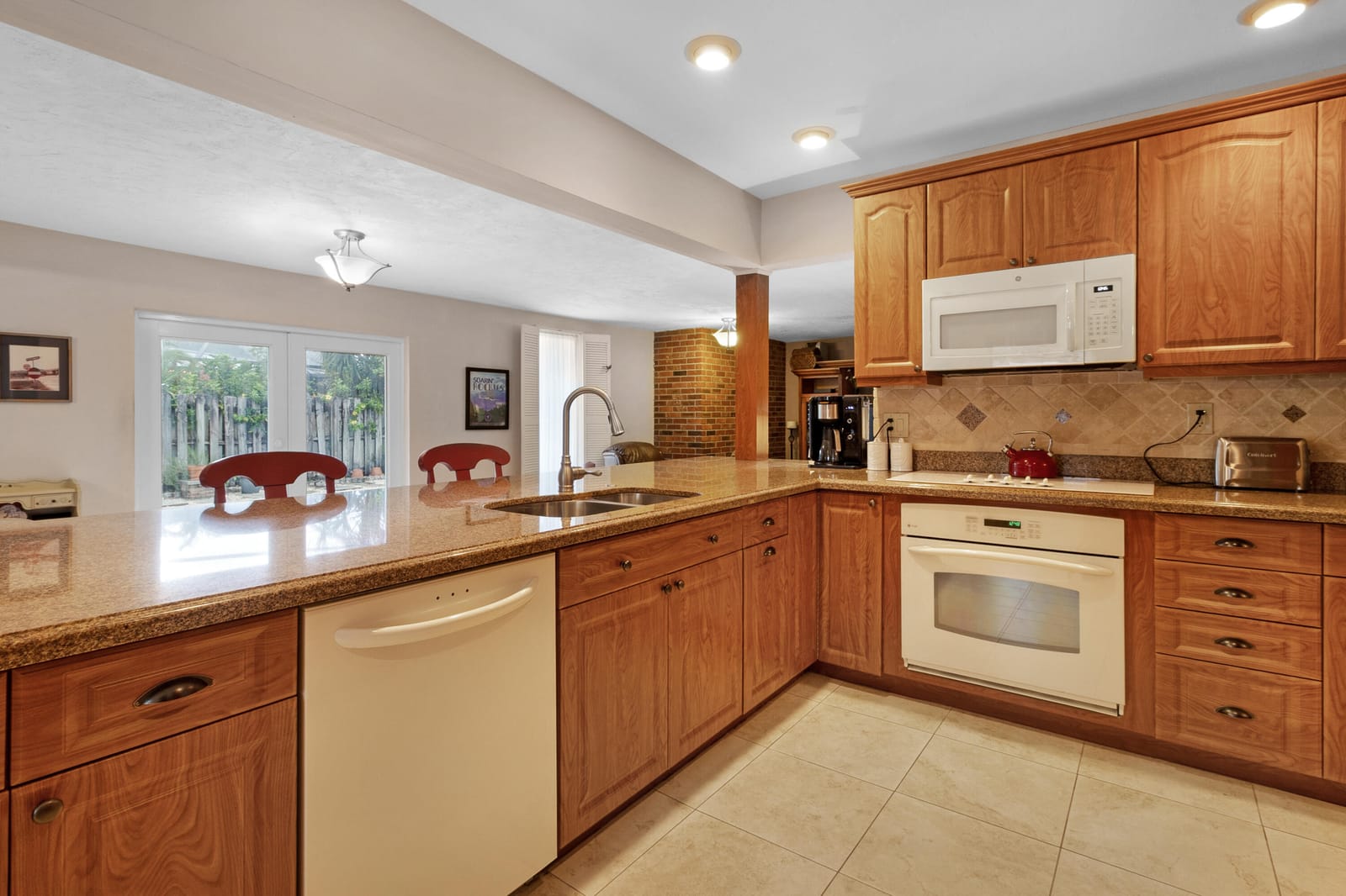6500 NE 21ST Drive — photo 9