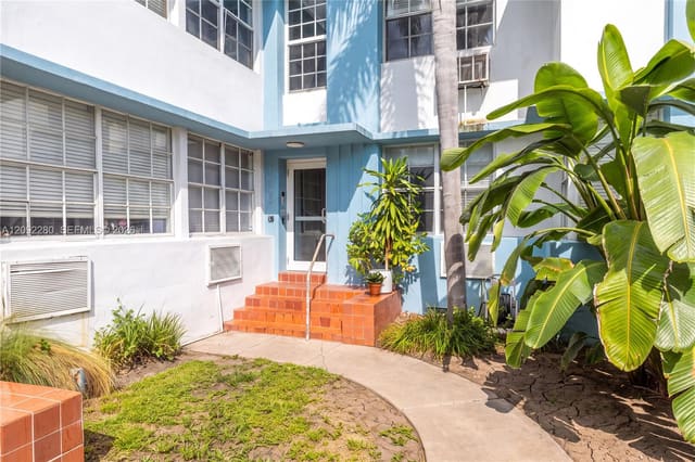 1005 Meridian Avenue 8, 1005 Meridian, Miami Beach, FL