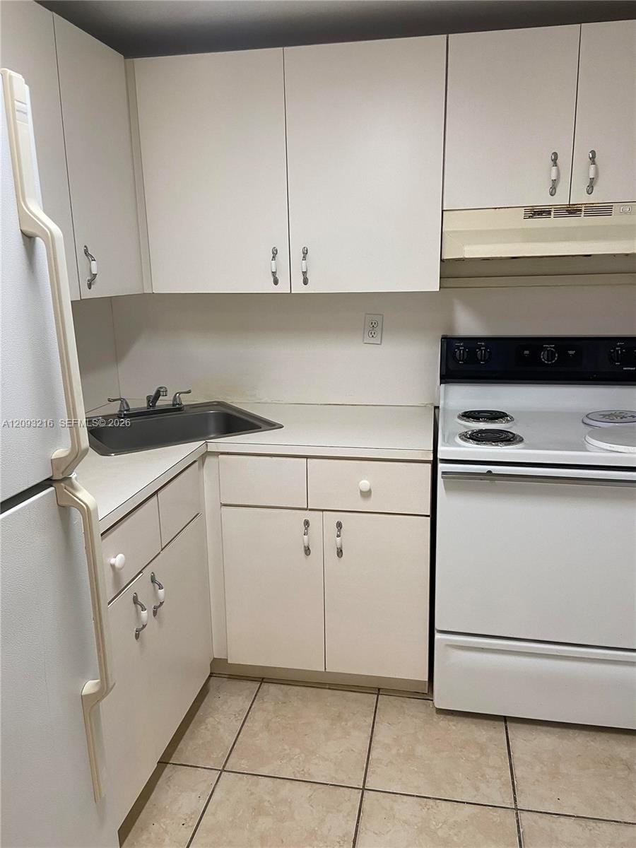 666 W 81st Street 127 — photo 3