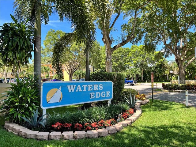 11477 NW 39th Court 103-1, Coral Springs, FL 33065