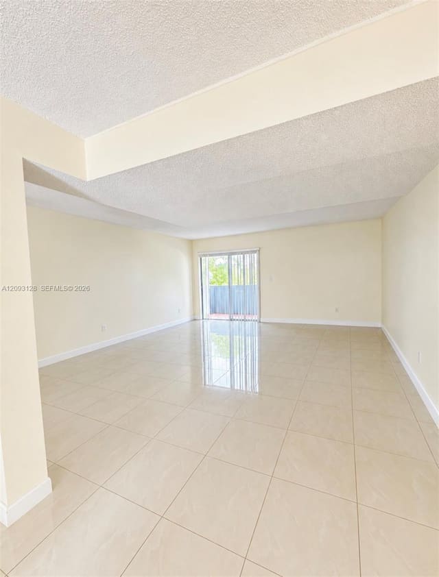 9357 Fontainebleau Boulevard D310, Miami, FL 33172