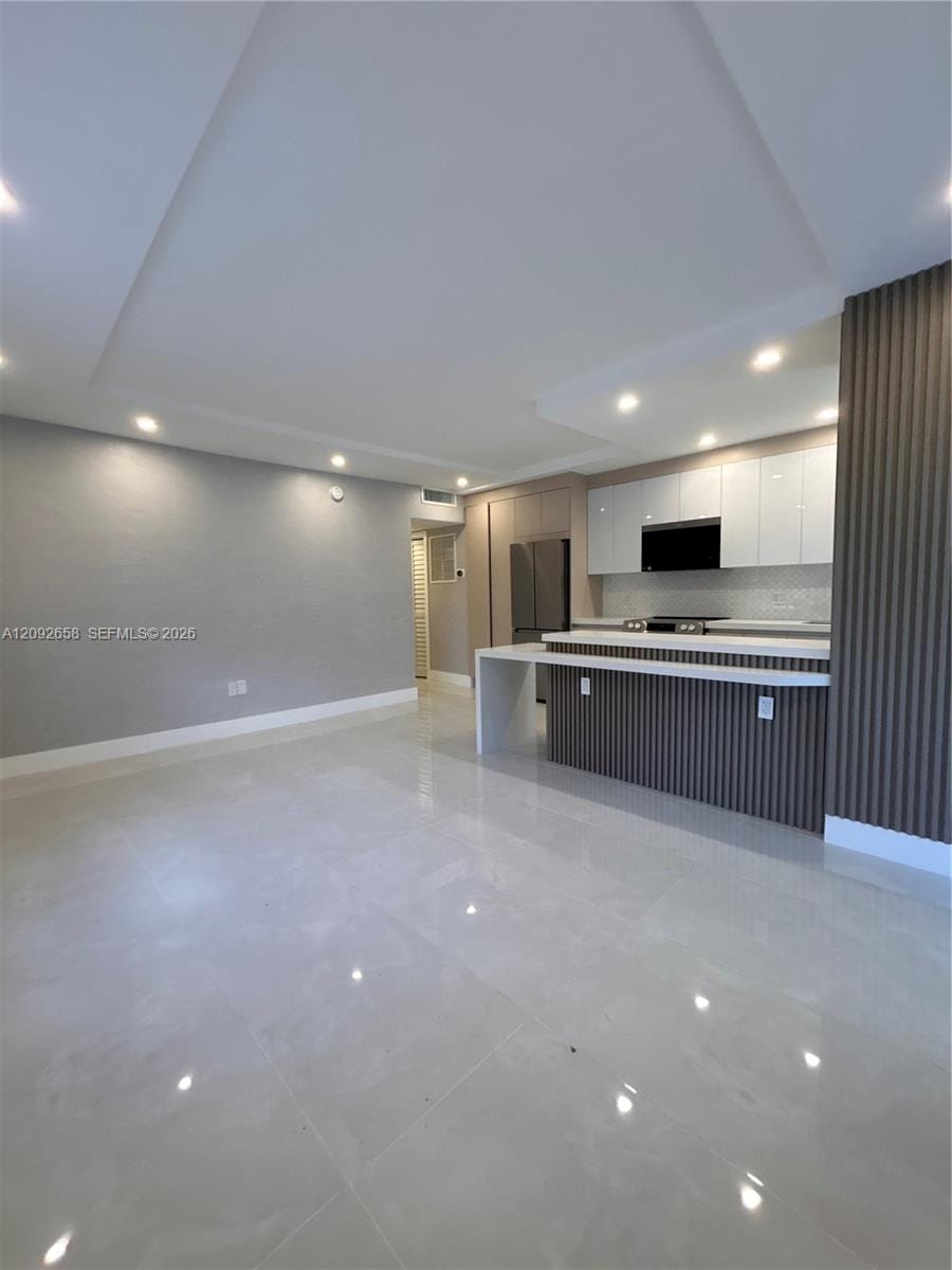 2430 NE 135th Street 201, North Miami, FL 33181 photo 2