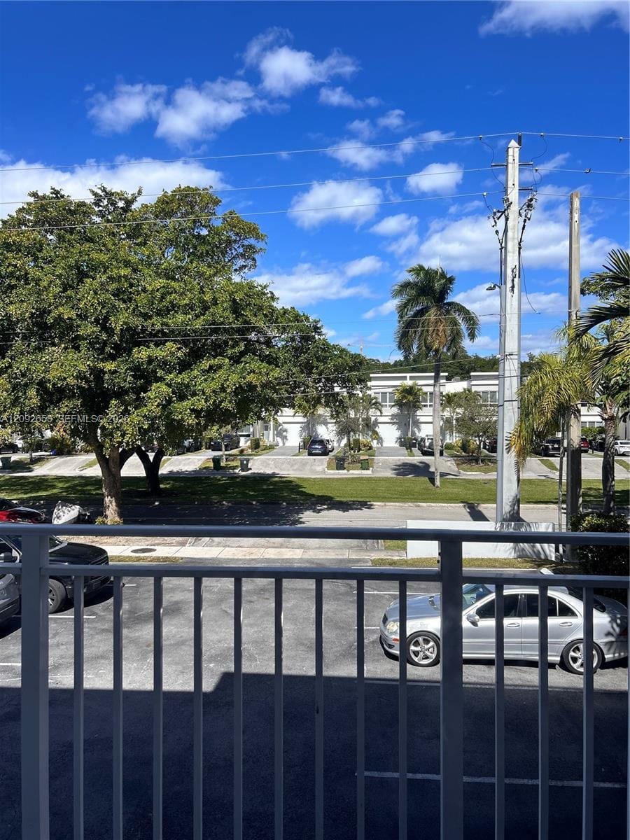 2430 NE 135th Street 201, North Miami, FL 33181 photo 12