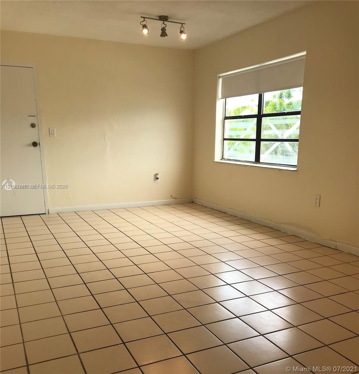 1325 W 68th Street 221 — photo 4