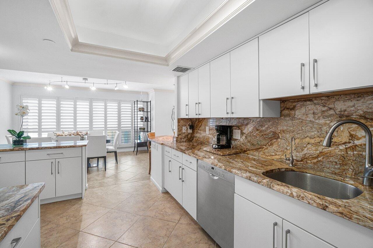 4001 N OCEAN Boulevard 306 — photo 4