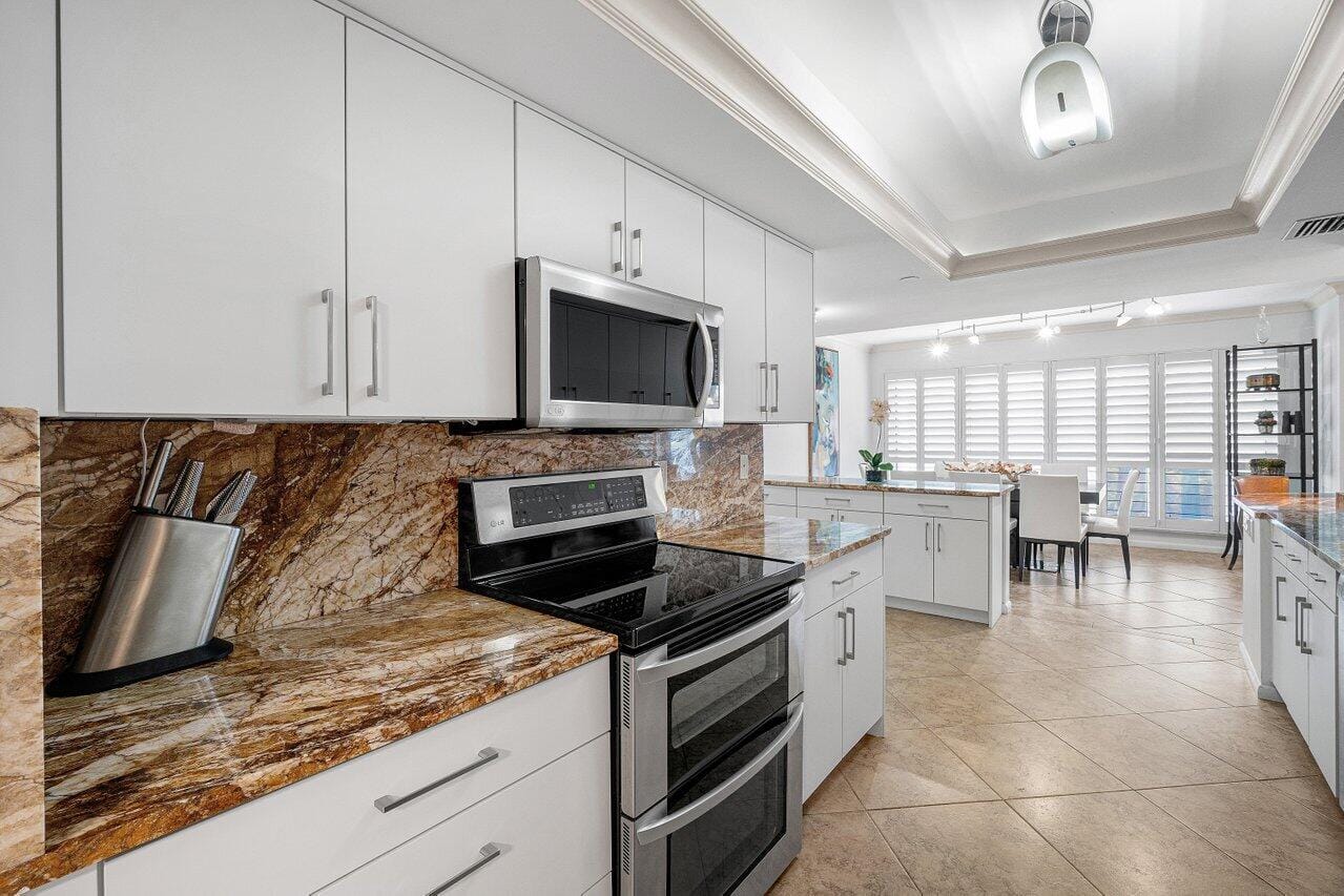 4001 N OCEAN Boulevard 306 — photo 5