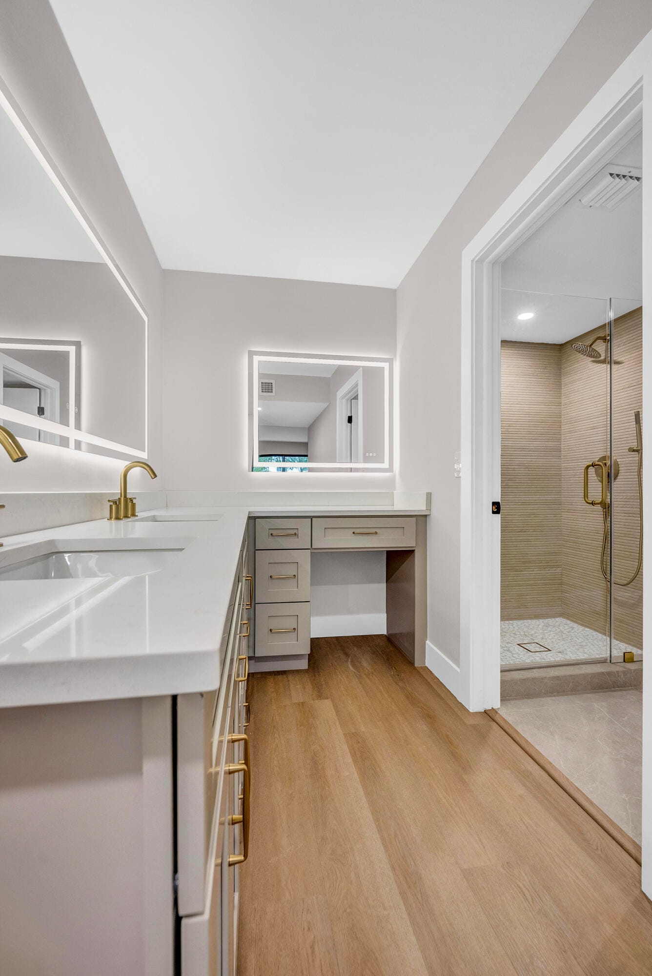 5701 CAMINO DEL SOL 102 — photo 8