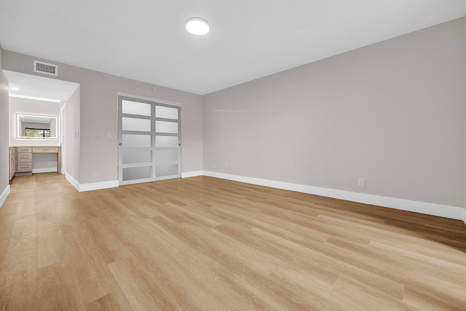 5701 CAMINO DEL SOL 102 — photo 9